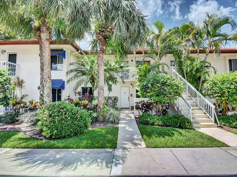 1st Floor Condo