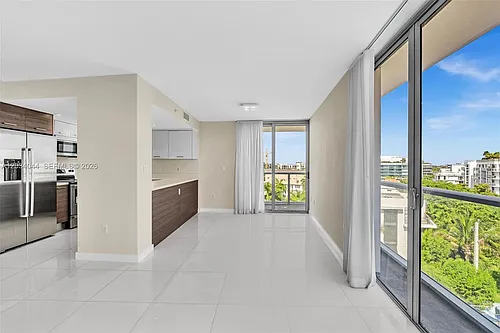 9901 E Bay Harbor Dr #803 Photo 1