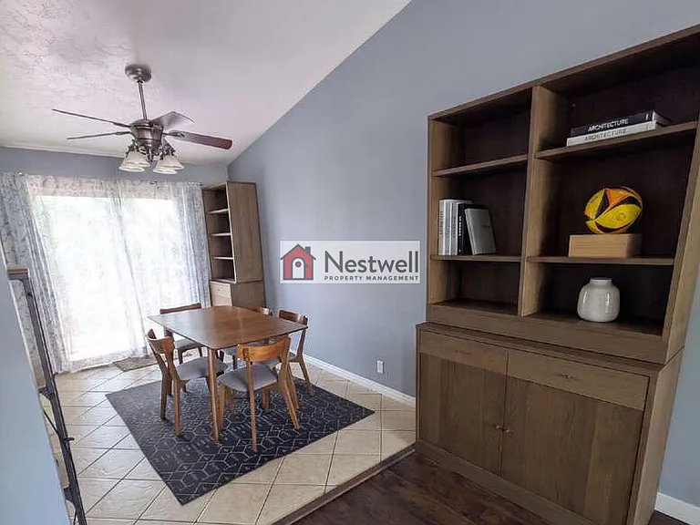 1637 W Crystal Ridge Dr — Photo 7