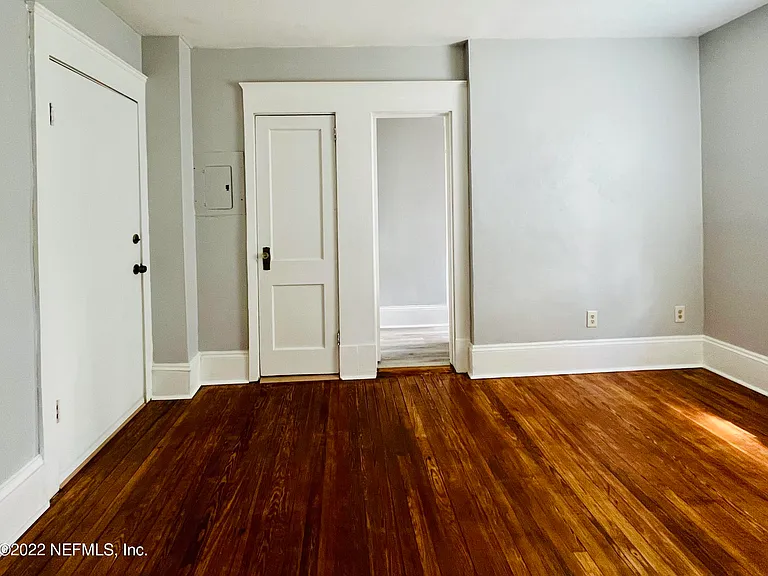 2322 Herschel St #3 — Photo 7