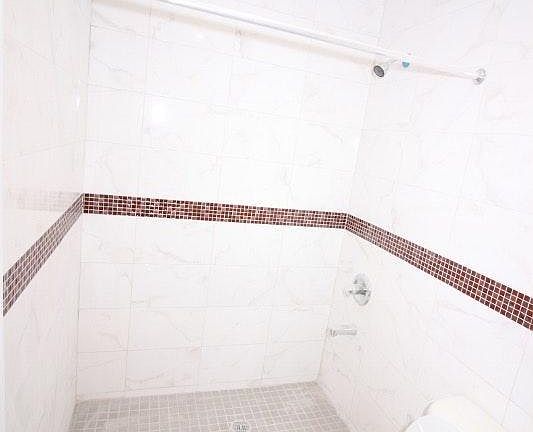 5th image of 78 St Pauls Ave #2FL