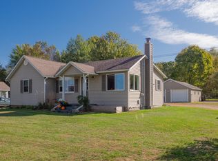 925 Marsh Rd, Plainwell, MI 49080