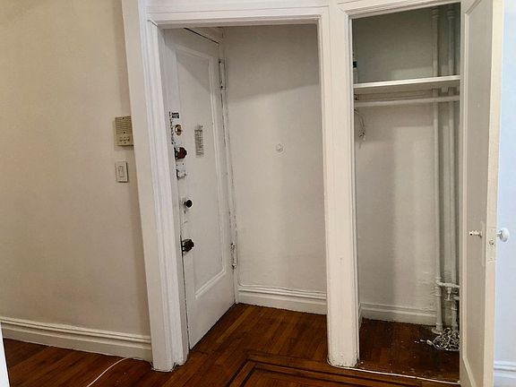 4th image of 1022 3rd Ave APT 6