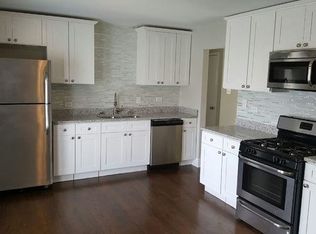 15401 Ridgeland Ave, Oak Forest, IL 60452