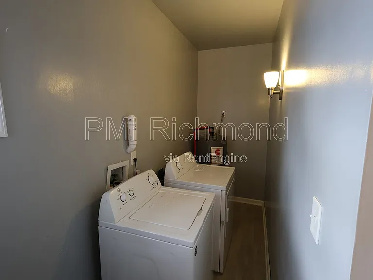 104 Lee Ave #A — Photo 16