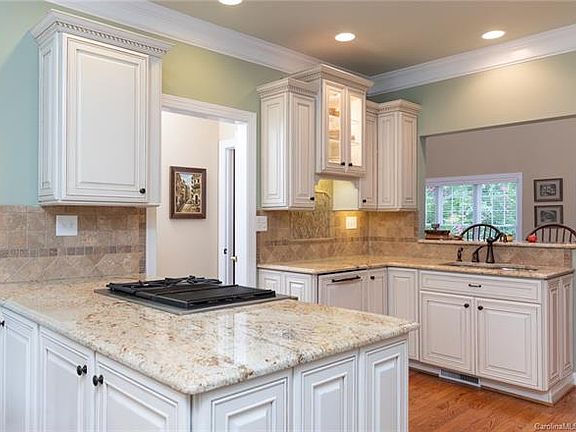 4th image of 2714 Tealwood Dr