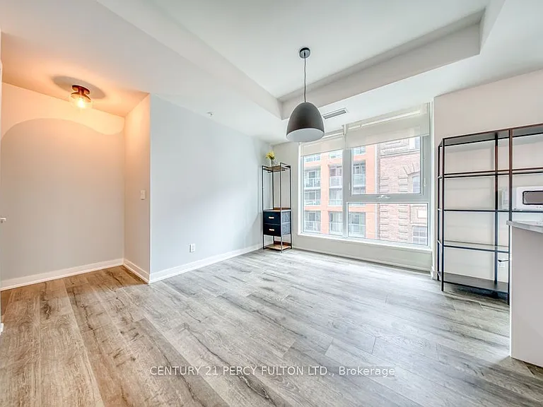 30 Nelson St #323 — Photo 7