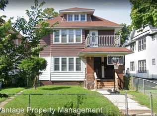 3051 N 39th St, Milwaukee, WI 53210