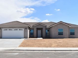 121 Rainshadow Ct, Ridgecrest, CA 93555