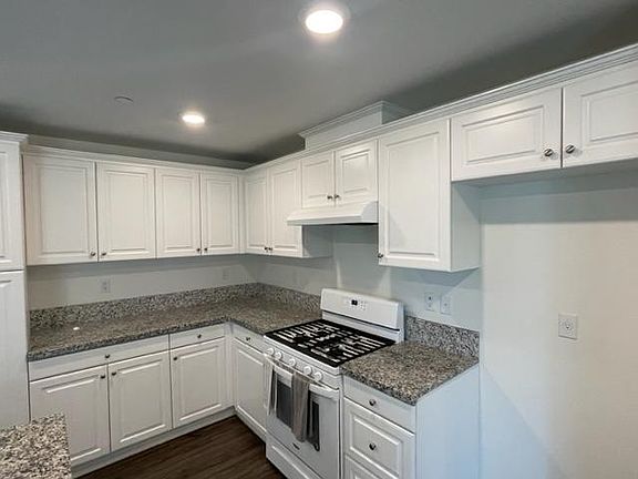 3rd image of 7155 Citrus Ave Unit 359