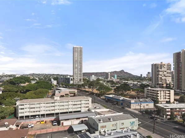 1025 Kalo Pl APT 1204, Honolulu, HI 96826