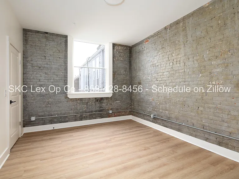 7 N Main St #1 — Photo 11