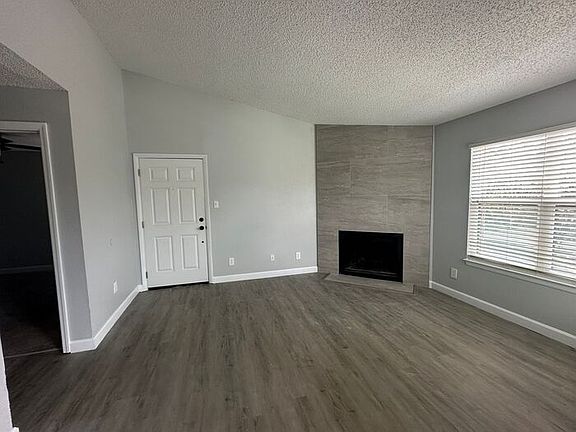 5th image of 3708 Idlebrook Cir APT 208