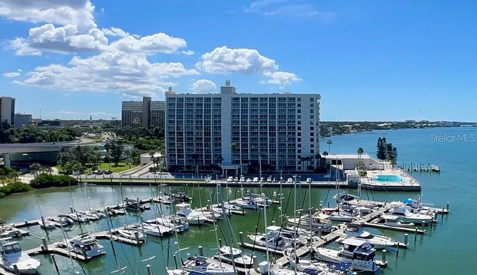 2 bed, 2.0 bath, 1269 sqft, $3,000 — Photo 1