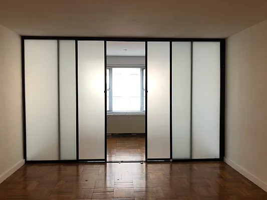 Rented by SP Brokerage Inc | media 23