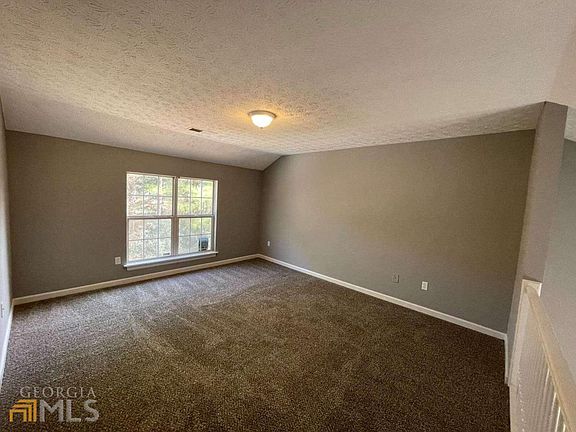 2nd image of 2162 Anconia Cir
