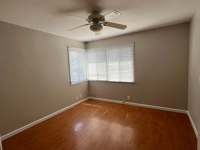 6023 Oliva Ave — Photo 7
