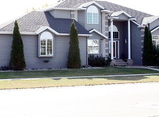 3301 River Dr S, Fargo, ND 58104