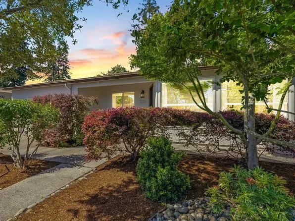 1250 Dewey St, Redwood City, CA 94061