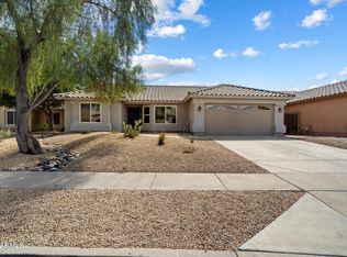 915 E Harwell Rd, Phoenix, AZ 85042