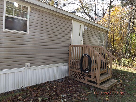 2nd image of 325 Pyramid Pines Est