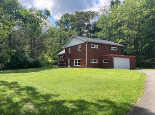 609 Avalon Rd, Altoona, PA 16601