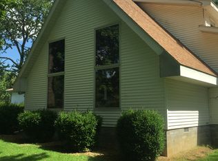 1051 Co. Rd. 1, Fairfield, IL 62837