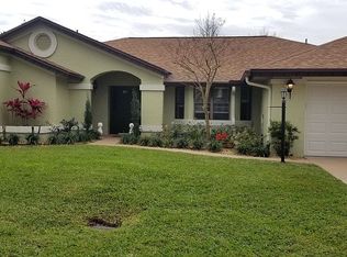 2 Webner Pl, Palm Coast, FL 32164