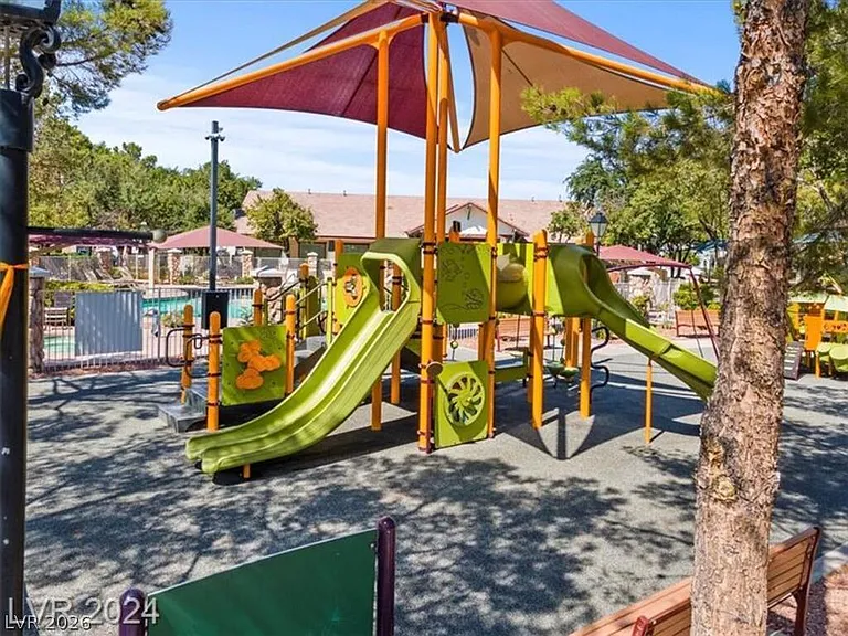 6197 Glimmering Light Ave — Photo 4