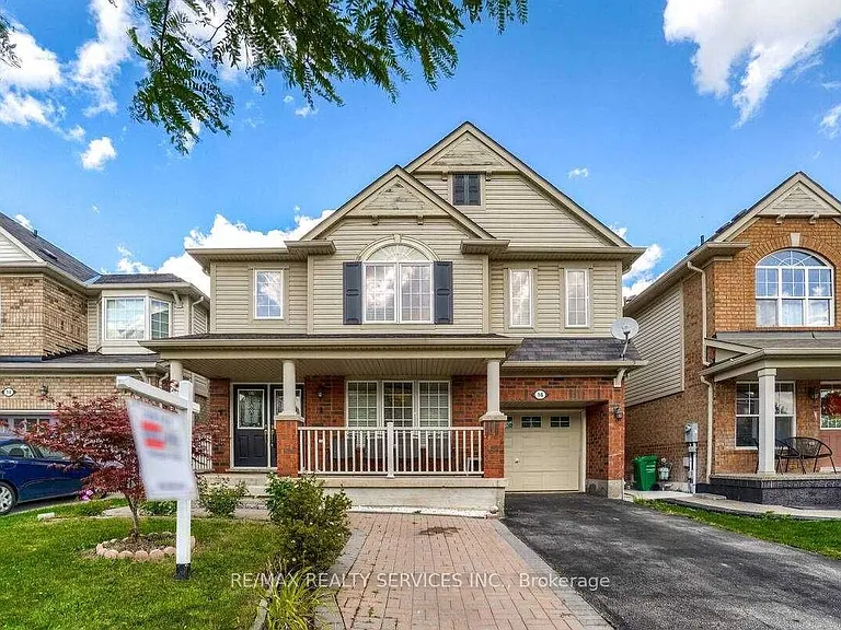 16 Ollie Ave — Photo 1