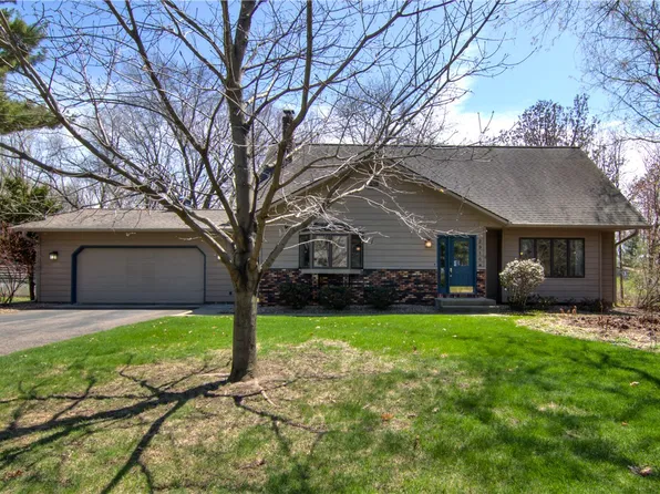 2916 Plum Tree Circle N, Menomonie, WI 54751