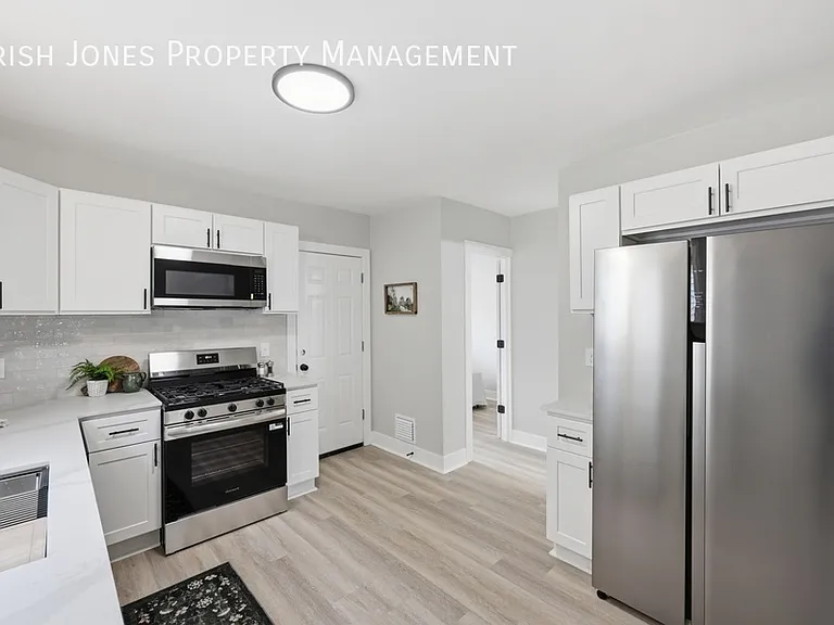61 Princeton Pl #1 — Photo 7