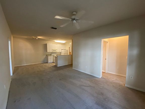 5th image of 8009 Hemingway Cir