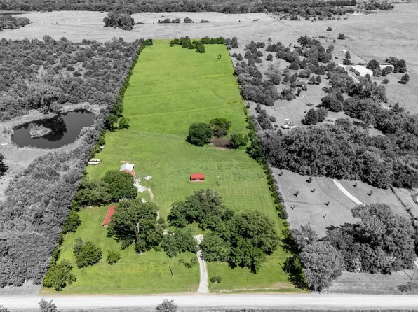 5466 Clark Rd, Meriden, KS 66512