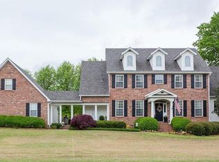 419 Riverlyn Dr, Fayetteville, AR 72703