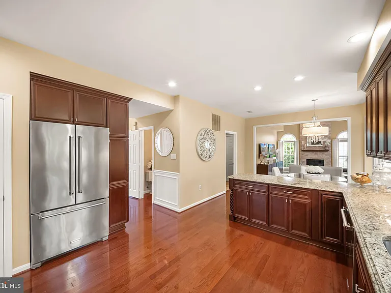 5667 Lonesome Dove Ct — Photo 24