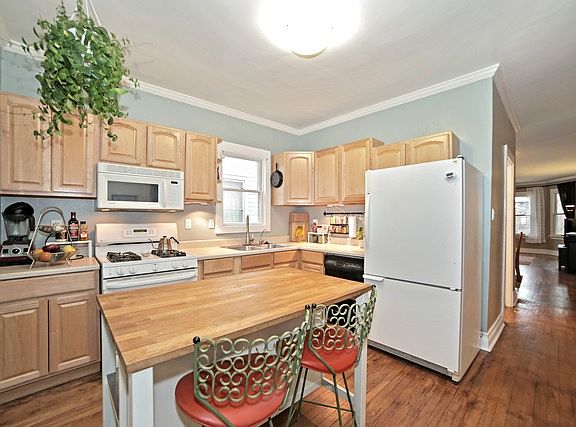 5th image of 5024 W Berenice Ave