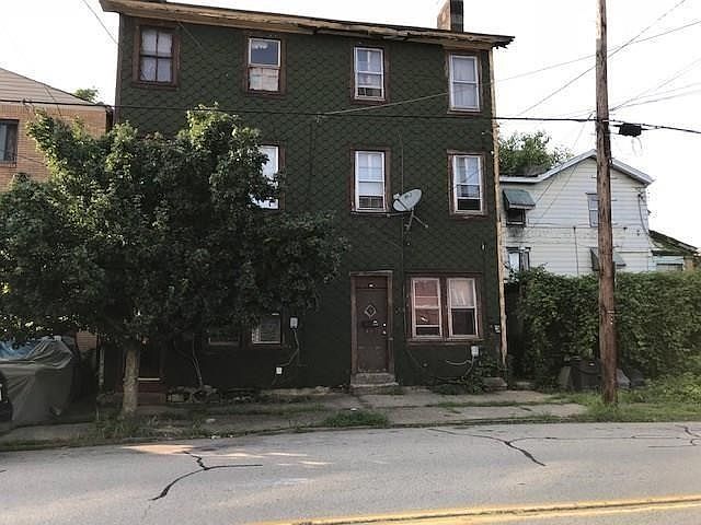 2nd image of 2311-13 Webster Ave