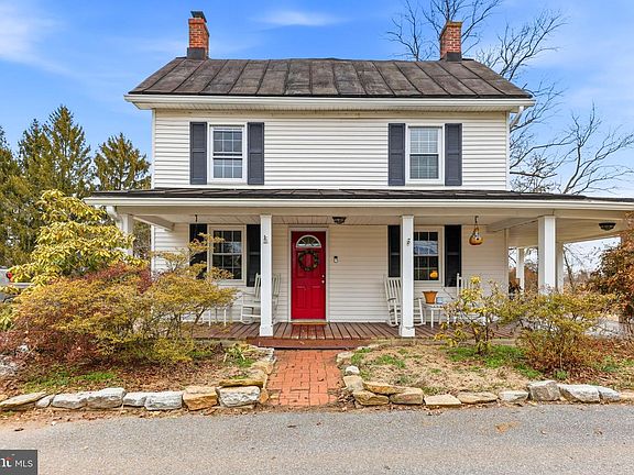 2nd image of 2726 Mount Carmel Rd