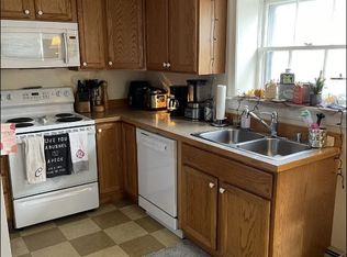 128 Hammond St #9, Bangor, ME 04401