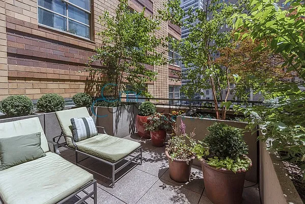Rented by City Connections Realty | media 1