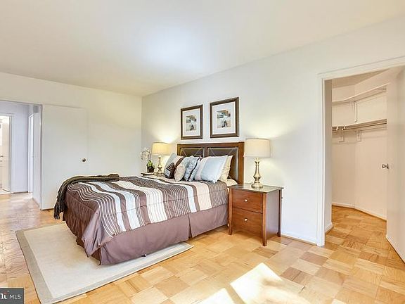 5th image of 4242 E West Hwy APT 507