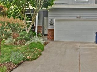 18829 SW Bonnie Meadow Ln, Beaverton, OR 97003