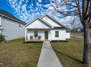 506 Suffolk Rd, Johnson City, TN 37615