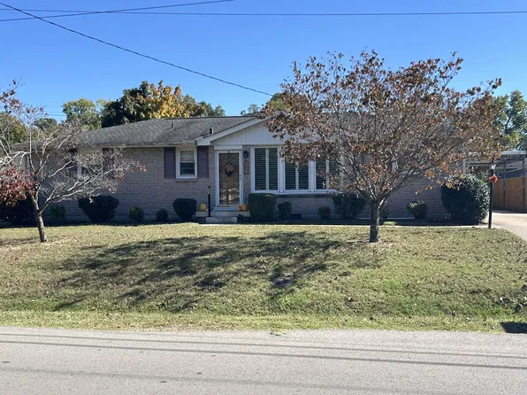 442 Capri Dr, Nashville, TN 37209