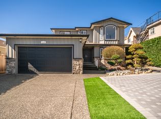 1117 Stayte Rd, White Rock, BC