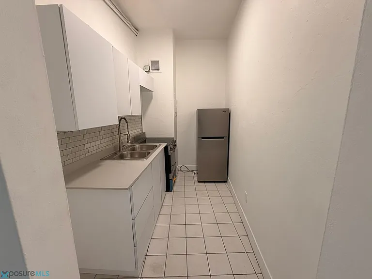 1001 Avenue Ponce De Gln #501 — Photo 6