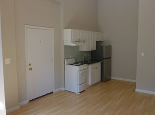 1705 N Calvert St APT 1B, Baltimore, MD 21202