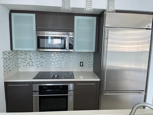 55 SE 6th St #1502 — Photo 6
