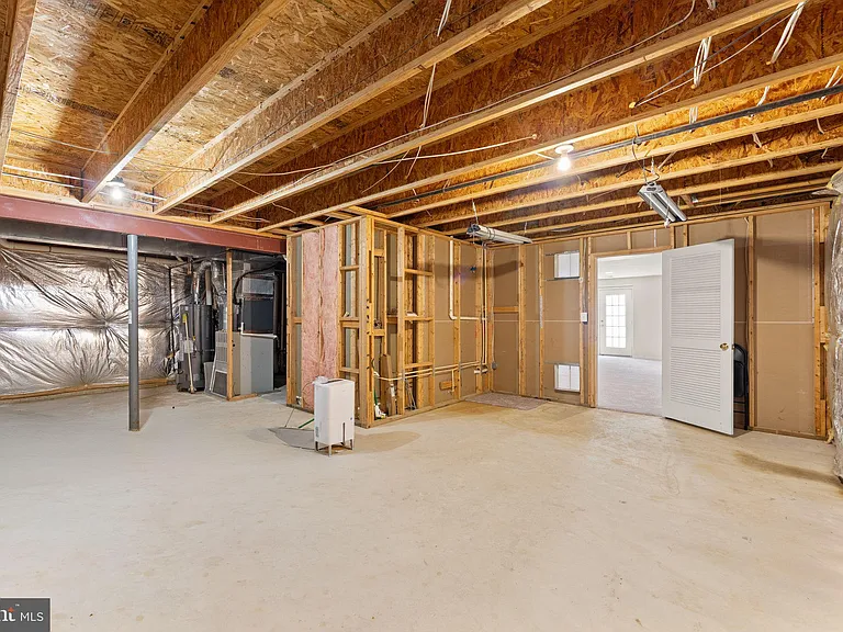 8309 Double Eagle St — Photo 59